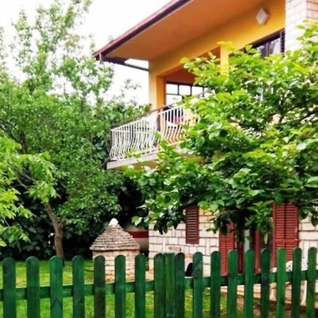 Apartment Sanja Near The Sea, Spacious And Green :) Pula Exterior foto