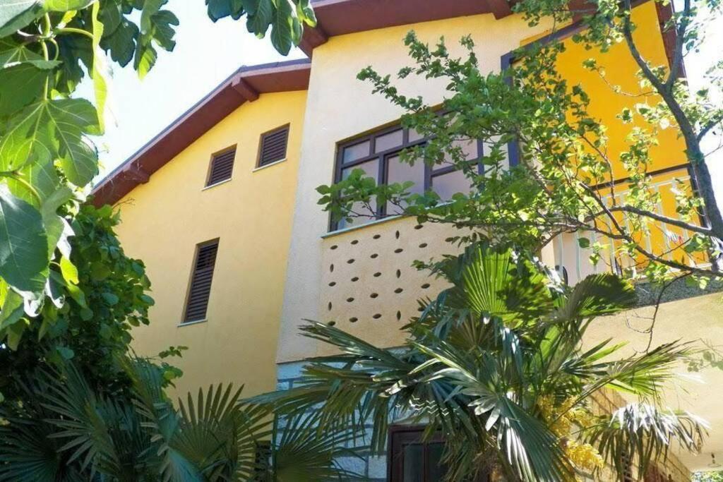 Apartment Sanja Near The Sea, Spacious And Green :) Pula Exterior foto