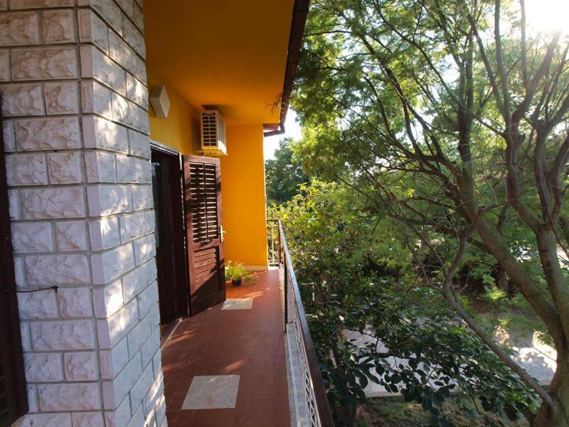 Apartment Sanja Near The Sea, Spacious And Green :) Pula Exterior foto